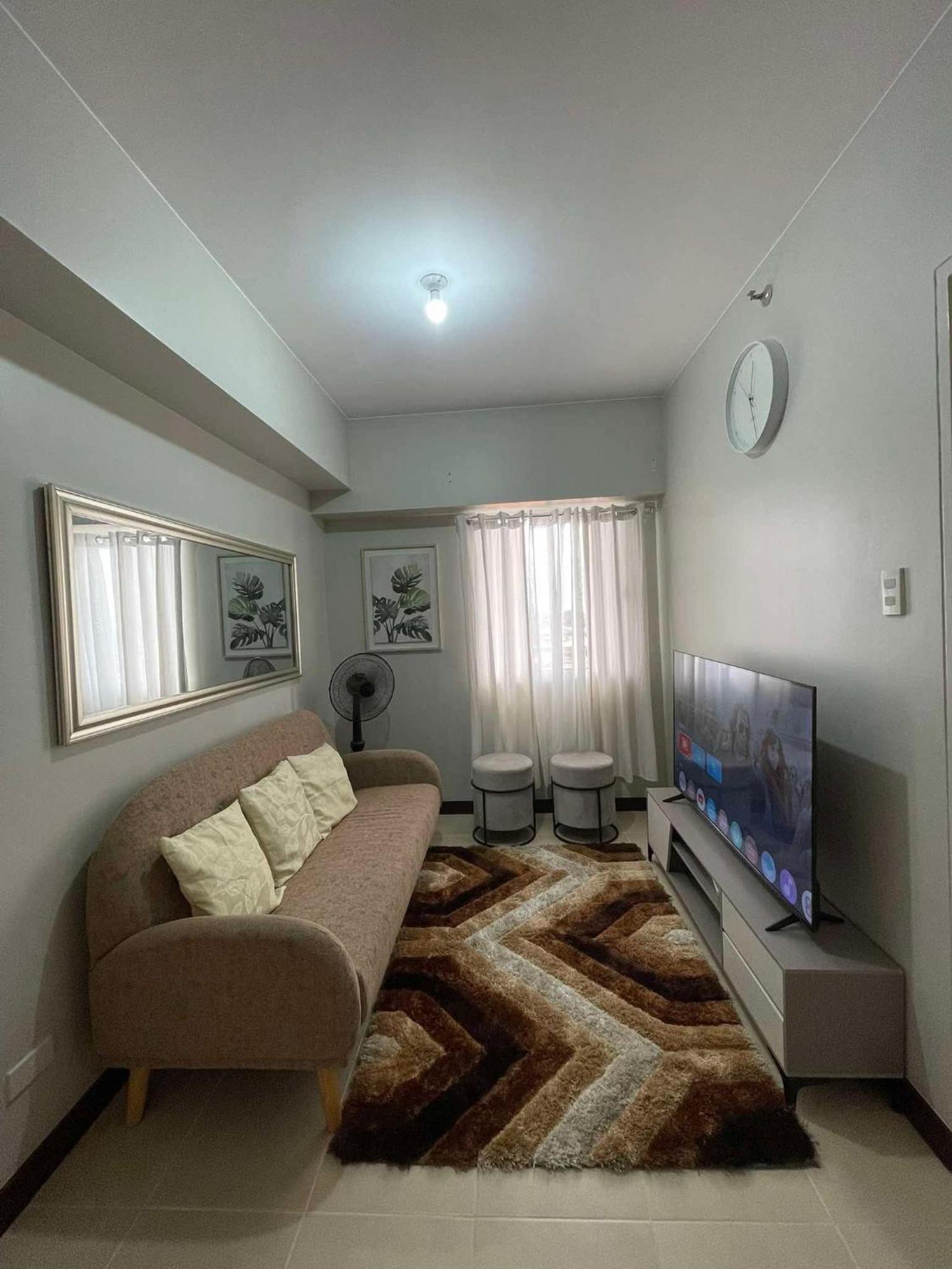 Verdon Parc Davao City With Balcony By Darpm Exterior photo